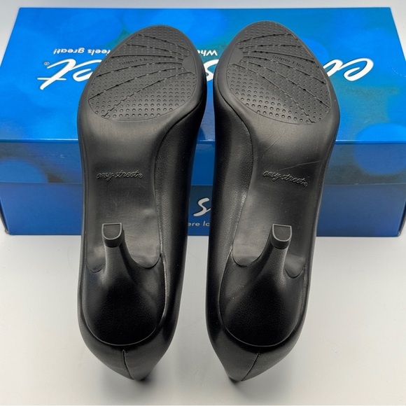 Easy Street Passion Black Kitten Heel Pumps 7.5W - Picture 5 of 8